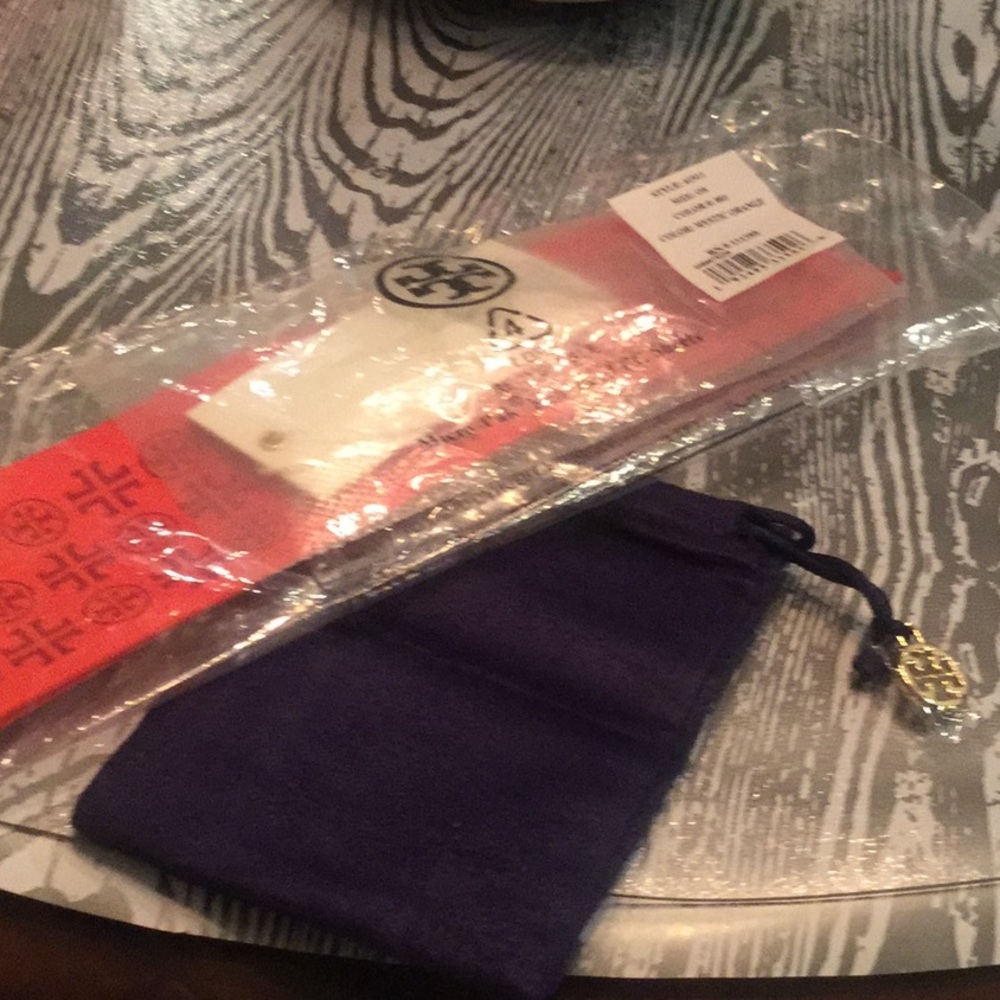 NWT TORY Burch SILK NECKTIE